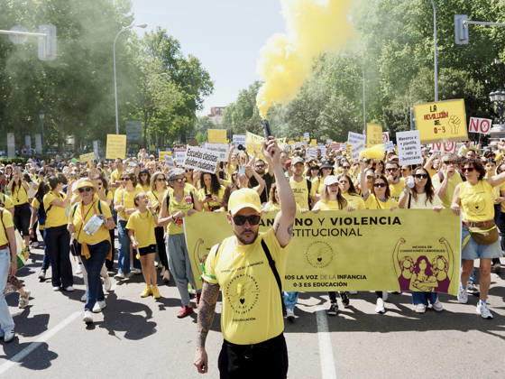 April 19, 2026, Madrid, Madrid, Spain: MADRID, SPAIN - April 19: In Madrid, public education students and teachers took to the streets with the slogan â€oeSave public education,†marching from Atocha to Puerta del Sol to protest against cuts and institutional neglect by the Community of Madrid. Madrid Spain - ZUMAh199 20260419_zip_h199_003 Copyright: xAaronxHerediax