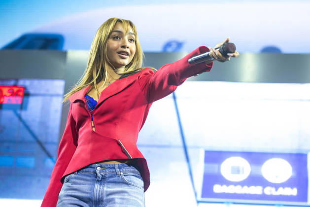 April 18, 2026, Indio, California, U.S: Singer PINKPANTHERESS (VICTORIA BEVERLEY WALKER) during Coachella Valley Music and Arts Festival at Empire Polo Club in Indio, California Indio U.S  - ZUMAs135 20260418_zap_s135_279 Copyright: xDanielxDeSloverx