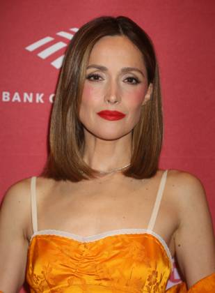 ˜Fallen Angels™ cast on opening night of their Broadway play at the Todd Haimes Theatre Featuring: Rose Byrne Where: New York City, New York, United States When: 19 Apr 2026 Credit: Adam Nemser INSTARimages EDITORIAL USE ONLY. NOT FOR USE BY NEWSPAPERS BASED IN THE UK. Copyright: xADAMxNEMSERx instar55629275