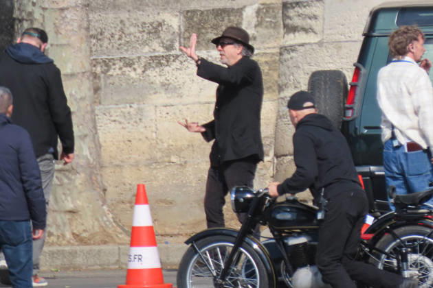 Wednesday Filming - Paris Director Tim Burton, Jenna Ortega and Fred Armisen seen during the filming of Wednesday Season 3 directed by Tim Burton in Paris, France on April 20, 2026. Photo by ABACAPRESS.COM Paris France  Copyright: xABACAx