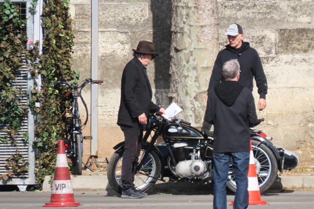 Wednesday Filming - Paris Director Tim Burton, Jenna Ortega and Fred Armisen seen during the filming of Wednesday Season 3 directed by Tim Burton in Paris, France on April 20, 2026. Photo by ABACAPRESS.COM Paris France  Copyright: xABACAx