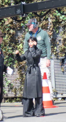 Wednesday Filming - Paris Jenna Ortega seen during the filming of Wednesday Season 3 directed by Tim Burton in Paris, France on April 20, 2026. Photo by ABACAPRESS.COM Paris Ile-de-France France  Copyright: xABACAx