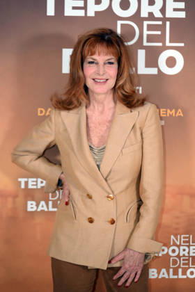 Nel tepore del ballo photocall in Rome Giuliana De Sio attend the photocall of the film Nel tepore del ballo at the Hotel NH Giustiniano Rome. Rome 14 04 206, Credit:Massimo Landucci Avalon  Copyright: xMassimoxLanduccix xAvalonx 1093063314