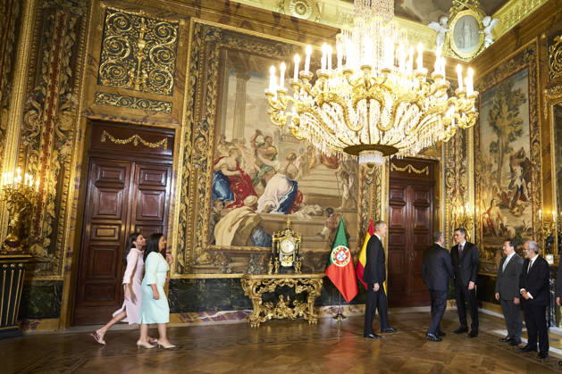April 20, 2026, Madrid, Madrid, Spain: King Felipe VI of Spain, Queen Letizia of Spain, Antonio Jose Seguro, President of Portugal, Margarida Maldonado Freitas attends lunch to President of Portugal and wife at Royal Palace on April 20, 2026 in Madrid, Spain Madrid Spain - ZUMAg15_ 20260420_zaf_g15_033 Copyright: xJackxAbuinx