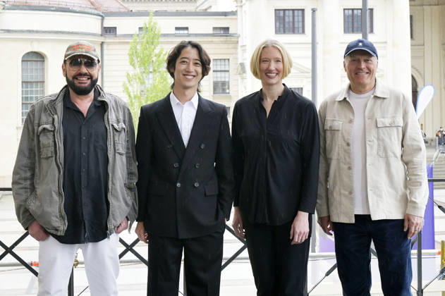 Marian Gold, Hayato Sumino, Joana Mallwitz und Joja Wendt beim Fototermin zum Classic Open Air 2026 auf dem Gendarmenmarkt. Berlin, 20.04.2026