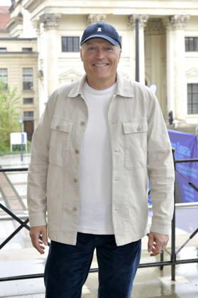 Joja Wendt beim Fototermin zum Classic Open Air 2026 auf dem Gendarmenmarkt. Berlin, 20.04.2026