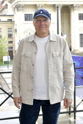 Joja Wendt beim Fototermin zum Classic Open Air 2026 auf dem Gendarmenmarkt. Berlin, 20.04.2026