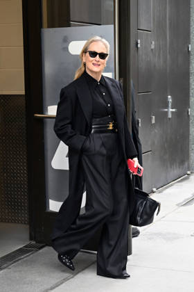 Meryl Streep spotted all smiles leaving GMA in NYC today Featuring: Meryl Streep Where: New York City, New York, United States When: 20 Apr 2026 Credit: Elder Ordonez INSTARimages EDITORIAL USE ONLY. NOT FOR USE BY NEWSPAPERS BASED IN THE UK. Copyright: xx instar55631068