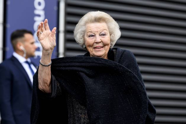Dokkum, The Netherlands, 2026-04-20 19:51:34 DOKKUM, 20-04-2026, Theater Sense King Willem-Alexander and Queen Maxima, accompanied by Princess Beatrix, are present at Theater Sense in Dokkum for the annual King s Day concert. The concert is attended by an audience involved in the organization of the King s Day celebrations in Dokkum. PHOTO: NLBeeld Patrick van Emst Credit: NL Beeld Patrick van Emst  Copyright: xx x