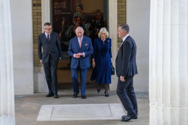 April 20, 2026, London, England, United Kingdom: King CHARLES III and Queen CAMILLA visit The KingÃ¢â‚¬â ¢s Gallery in London to see the Ã¢â‚¬oeQueen Elizabeth II: Her Life in StyleÃ¢â‚¬Â exhibition - the largest and most comprehensive presentation of The late QueenÃ¢â‚¬â ¢s fashion ever mounted. London United Kingdom  - ZUMAs262 20260420_zip_s262_031 Copyright: xTayfunxSalcix