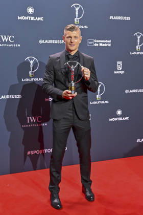 April 20, 2026, Madrid, Madrid, Spain: TONI KROOS receives the Laureus Sporting Inspiration Award poses at the Laureus World Sports Awards Madrid 2026 at GaleroÂ¼Ã‚Â­a de Cristal on April 20, 2026 in Madrid, Spain. Madrid Spain  - ZUMAc312 20260420_zsp_c312_229 Copyright: xOscarxManuelxSanchezx