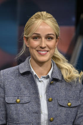 im Bild v.l.: Marie Hoffmann: Landwirtin in Westfalen, Influencerin, Landwirtschafts-Influencerin, GER, Berlin, hart aber fair - Polittalk, TV, Format, mit Moderator - Louis Klamroth, Das Erste, Das Thema: Tankrabatt und 1000-Euro-Prämie: Was hilft und wer zahlt?, 20.04.2026, Copyright: HMBxMedia UwexKoch