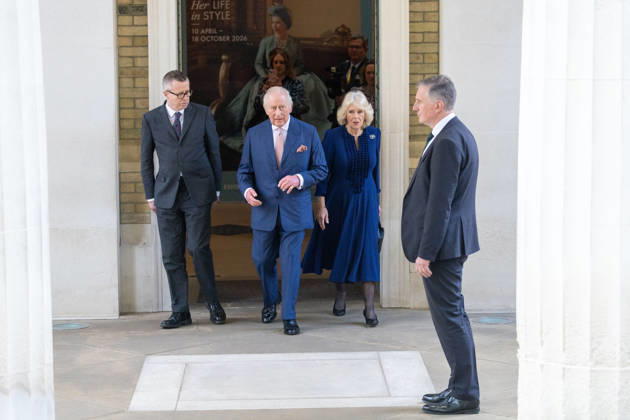 April 20, 2026, London, England, United Kingdom: King CHARLES III and Queen CAMILLA visit The KingÃ¢â‚¬â ¢s Gallery in London to see the Ã¢â‚¬oeQueen Elizabeth II: Her Life in StyleÃ¢â‚¬Â exhibition - the largest and most comprehensive presentation of The late QueenÃ¢â‚¬â ¢s fashion ever mounted. London United Kingdom - ZUMAs262 20260420_zip_s262_052 Copyright: xTayfunxSalcix