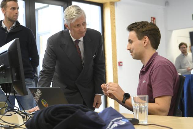 Interregional Royal Visit to WalloniaFlanders 2026 LOUVAIN - LA-NEUVE, BELGIUM - APRIL 21: King Philippe of Belgium pictured visiting Odoo during the first Interregional Royal Visit to WalloniaFlanders on April 21, 2026 in Louvain - La-Neuve, Belgium, 21 04 2026 Louvain - La-Neuve Belgium  Copyright: xPhilipxReynaersx