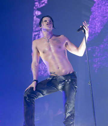 Yungblud performing live as part of his Idols - The World Tour at the OVO Hydro, Glasgow, Scotland, UK, 20 April 2026. Yungblud performing live at the OVO Hydro, Glasgow, Scotland, UK, 20 April 2026, Credit:Duncan Bryceland Avalon UK, Scotland, Glasgow, OVO Hydro, Glasgow, Scotland, UK Copyright: xDuncanxBrycelandx xAvalonx 1093248132