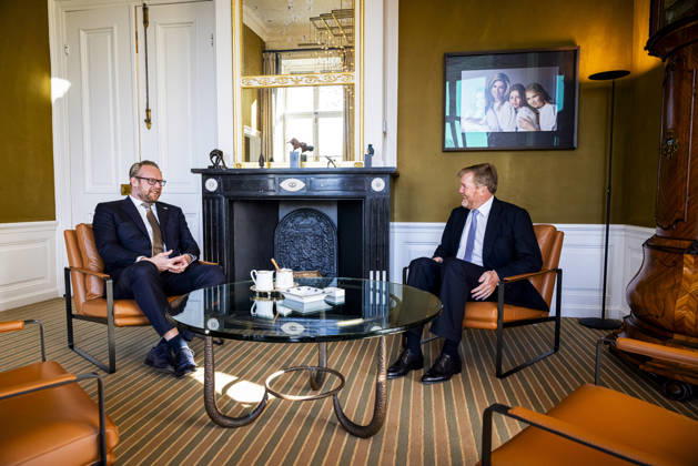 21-04-2026 Palace King Willem-Alexander during a meeting with Minister Pieter Heerma van Binnenlandse Zaken en Koninkrijksrelaties at palace Huis ten Bosch in The Hague. Â  Copyright: xPPEx
