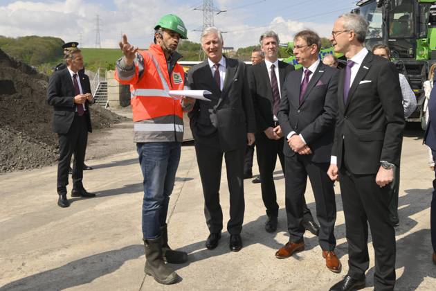 Interregional Royal Visit to WalloniaFlanders 2026 FARCIENNES, BELGIUM - APRIL 21: King Philippe of Belgium pictured visiting DEME Environnement during the first Interregional Royal Visit to WalloniaFlanders on April 21, 2026 in Farciennes, Belgium, 21 04 2026 Farciennes Belgium  Copyright: xPhilipxReynaersx