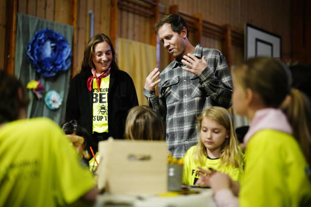 GÖTEBORG, SWEDEN 20260420 Formula 1 World Champion Sebastian Vettel visits Lilla Samskolan where students will show their environmental work Sebastian Vettel is in Gothenburg to receive The Perfect World Foundation Award GÖTEBORG SWEDEN x9200x  Copyright: xBjörnxLarssonxRosvall TTx SEBASTIAN VETTEL QyInhB3cgxs