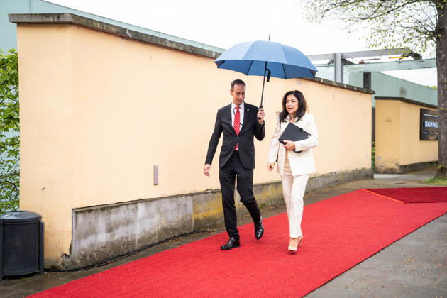 Katherina Reiche, Bundeswirtschaftsministerin, bei ihrer Ankunft an Schloss Herrenhausen in Hannover;3. Deutsch-Brasilianischen Regierungskonsultationen in Hannover, Deutschland - 3rd German-Brazilian government consultations in Hanover, Germany - 3ª Consulta Governamental Germano-Brasileira em Hanà ver, Alemanha, Hannover Niedersachsen Deutschland Schloss Herrenhausen