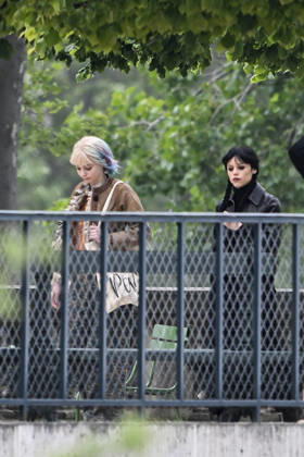 Wednesday Filming - Paris Jenna Ortega, Emma Myers on the set of Season 3 of the series Wednesday, in Paris. Paris, France on April 21, 2026. Photo by Florian Poitout ABACAPRESS.COM Paris Ile-de-France France  Copyright: xPoitoutxFlorian ABACAx