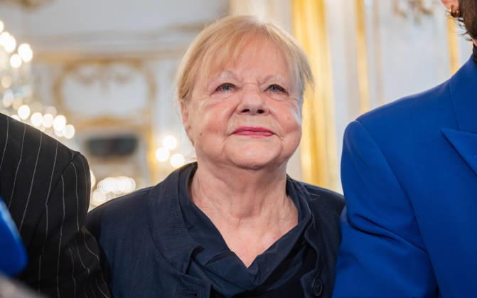 20260421 BP Van der Bellen trifft Oesterreichs ESC-Teilnehmerinnen und Teilnehmer WIEN, OESTERREICH - 21. APRIL: Saengerin, Begruenderin des Austropop, Schauspielerin und Eurovision-Song-Contest Teilnehmerin Marianne Mendt waehrend des Empfangs Oesterreichs ESC-Teilnehmerinnen und -Teilnehmer aus den vergangenen Jahrzehnten anlaesslich des 70. Eurovision Song Contest vom 12. bis zum 16. Mai 2026 in Wien im Maria Theresien-Zimmer in der Wiener Hofburg am 21. April 2026 in Wien, Oesterreich. 260421_SEPA_17_014 Copyright: xIsabellexOuvrardx SEPAxMedia