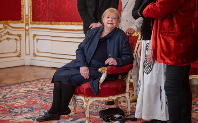 20260421 BP Van der Bellen trifft Oesterreichs ESC-Teilnehmerinnen und Teilnehmer WIEN, OESTERREICH - 21. APRIL: Saengerin, Begruenderin des Austropop, Schauspielerin und Eurovision-Song-Contest Teilnehmerin Marianne Mendt waehrend des Empfangs Oesterreichs ESC-Teilnehmerinnen und -Teilnehmer aus den vergangenen Jahrzehnten anlaesslich des 70. Eurovision Song Contest vom 12. bis zum 16. Mai 2026 in Wien im Maria Theresien-Zimmer in der Wiener Hofburg am 21. April 2026 in Wien, Oesterreich. 260421_SEPA_17_030 Copyright: xIsabellexOuvrardx SEPAxMedia