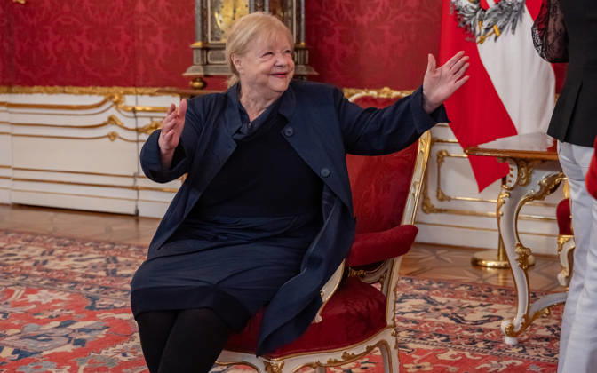 20260421 BP Van der Bellen trifft Oesterreichs ESC-Teilnehmerinnen und Teilnehmer WIEN, OESTERREICH - 21. APRIL: Saengerin, Begruenderin des Austropop, Schauspielerin und Eurovision-Song-Contest Teilnehmerin Marianne Mendt waehrend des Empfangs Oesterreichs ESC-Teilnehmerinnen und -Teilnehmer aus den vergangenen Jahrzehnten anlaesslich des 70. Eurovision Song Contest vom 12. bis zum 16. Mai 2026 in Wien im Maria Theresien-Zimmer in der Wiener Hofburg am 21. April 2026 in Wien, Oesterreich. 260421_SEPA_17_023 Copyright: xIsabellexOuvrardx SEPAxMedia
