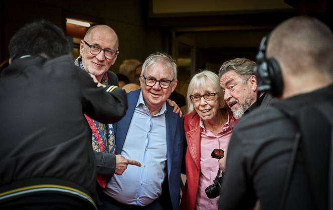 Premiere des Dokumentarfilms Vier von hier In Anwesenheit von Dietmar Bär, Joachim Krol, Peter Lohmeyer, Armin Rohde und Regisseur Christph Rüter in der Lichtburg Essen ** NUR FÜR REDAKTIONELLE ZWECKE ** EDITORIAL USE ONLY **<p>Schauspieler Peter Lohmeyer, Joachim Krol,Kinobetreiberin Marianne Menze und Schauspieler Armin Rohde, von links am Dienstag, dem 17. März 2026. Premiere des Dokumentarfilms Vier von hier In Anwesenheit von Dietmar Bär, Joachim Krol, Peter Lohmeyer und Armin Rohde. Schauspieler auf dem roten Teppich vor der Lichtburg Deutschland NRW Essen Copyright: KerstinxKokoska