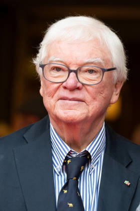 Bodo HOMBACH, Vorstandsvorsitzender der Brost-Stiftung, Roter Teppich, Red Carpet Show, Ankunft, arrival, Filmpremiere Vier von hier, 21.04.2026, in der Lichtburg in Essen,