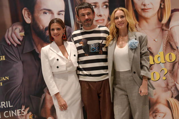 (R-L) Kira Miro, Yeyo Bayeyo and Macarena Gomez, at the Photocall of the film, ¿Como hemos llegado a esto? . April 21, 2026 in Madrid, Spain.( ALTERPHOTOS S.Villarroel) (20260421346)