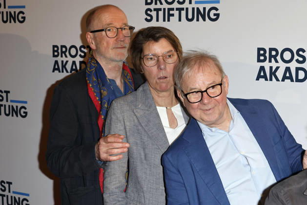 Peter Lohmeyer, Bettina Böttinger und Joachim Krol bei der Premiere des Dokumentarfilms Vier von Hier in der Lichtburg. Essen, 21.04.2026