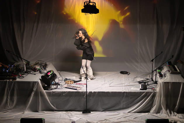 April 21, 2026, Salt Lake City, Ut, US: Oklou Performs Live in Salt Lake City Salt Lake City US  - ZUMAn274 20260421_fap_n274_005 Copyright: xMosesxNamkungx