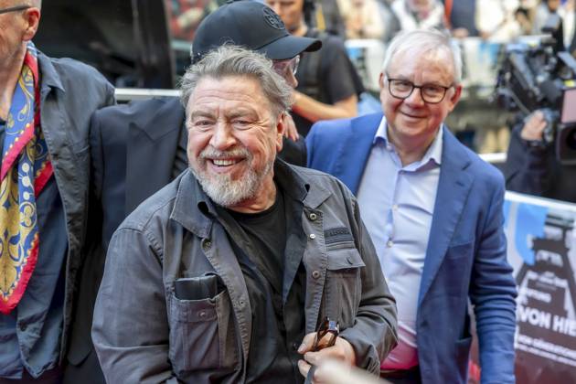 ABB 4VONHIER- Peter Lohmeyer (Schauspieler), Armin Rohde (Schauspieler), Joachim Krol, (Schauspieler) zu Gast auf dem roten Teppich bei der WDR TV Film Premiere Vier von Hier in der Lichtburg, Kinopremiere in Essen am 21.94.2026