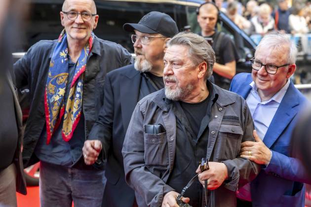 ABB 4VONHIER- Peter Lohmeyer (Schauspieler), Dietmar Bär Baer (Schauspieler), Armin Rohde (Schauspieler), Joachim Krol (Schauspieler) zu Gast auf dem roten Teppich bei der WDR TV Film Premiere Vier von Hier in der Lichtburg, Kinopremiere in Essen am 21.94.2026