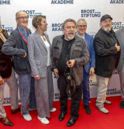 ABB 4VONHIER- Peter Lohmeyer (Schauspieler), Betina Bötinger Boettinger (Moderatorin),), Armin Rohde (Schauspieler), Joachim Krol (Schauspieler), Dietmar Bär Baer (Schauspieler zu Gast auf dem roten Teppich bei der WDR TV Film Premiere Vier von Hier in der Lichtburg, Kinopremiere in Essen am 21.94.2026