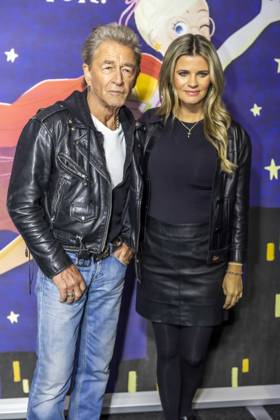 ABB MAFFAYBUCH - Peter Maffay und Frau Hendrikje Balsmeyer bei der Vorstellung Kinderbuchveroeffentlichung Der unerwuenschte Gast von Hendrikje Balsmeyer,mit einem Vorwort von Peter Maffay im Music Store Koeln am 21.02.2026 in Koeln