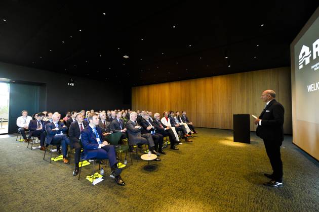 Interregional Royal Visit to WalloniaFlanders 2026 KRUISEM, BELGIUM - APRIL 22: King Philippe of Belgium pictured visiting Renson during the first Interregional Royal Visit to WalloniaFlanders on April 22, 2026 in Kruisem, Belgium, 22 04 2026 Kruisem Belgium  Copyright: xPhilipxReynaersx