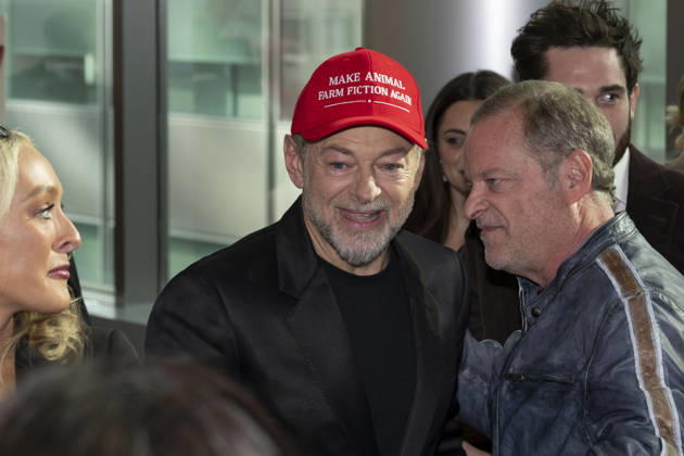 April 21, 2026, New York, New York, USA: ANDY SERKIS greets guests while attending the Animal Farm Premiere at Regal Theater in New York. 21 April 2026 New York USA  - ZUMAa265 20260421_zep_a265_030 Copyright: xEricxAcquayex