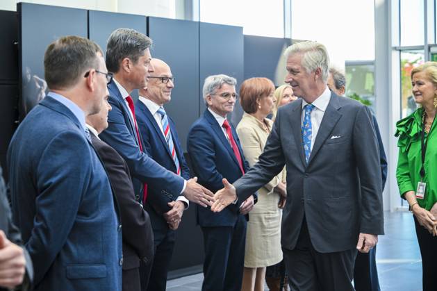 Interregional Royal Visit to WalloniaFlanders 2026 KORTRIJK, BELGIUM - APRIL 22: King Philippe of Belgium pictured visiting Barco during the first Interregional Royal Visit to WalloniaFlanders on April 22, 2026 in Kortrijk, Belgium, 22 04 2026 Kortrijk Belgium  Copyright: xPhilipxReynaersx