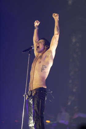 Yungblud performs live at Utilita Arena in Newcastle, UK, 21 April 2026 Yungblud performs live at Utilita Arena in Newcastle, UK, 21 April 2026., Credit:David Wala Avalon England, Tyne and Wear, Newcastle upopn Tyne  Copyright: xDavidxWalax xAvalonx 1093405140