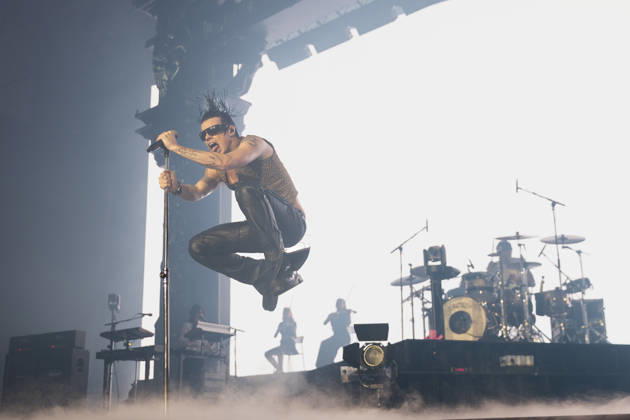 Yungblud performs live at Utilita Arena in Newcastle, UK, 21 April 2026 Yungblud performs live at Utilita Arena in Newcastle, UK, 21 April 2026., Credit:David Wala Avalon England, Tyne and Wear, Newcastle upopn Tyne  Copyright: xDavidxWalax xAvalonx 1093405171
