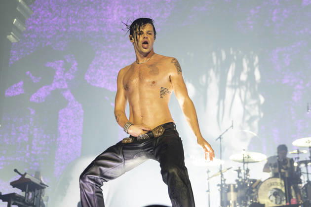 Yungblud performs live at Utilita Arena in Newcastle, UK, 21 April 2026 Yungblud performs live at Utilita Arena in Newcastle, UK, 21 April 2026., Credit:David Wala Avalon England, Tyne and Wear, Newcastle upopn Tyne  Copyright: xDavidxWalax xAvalonx 1093405276