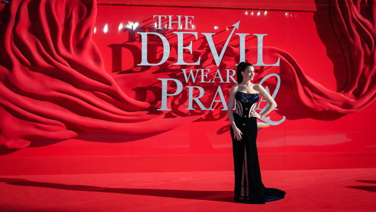 The Devil Wears Prada 2 European Premiere on Wednesday 22 April 2026 Anne Hathaway seen at the The Devil Wears Prada 2 European Premiere on Wednesday 22 April 2026 at Cineworld Leicester Square and VUE West End, London. ., Credit:Julie Edwards Avalon  Copyright: xJuliexEdwardsx xAvalonx 1093623982