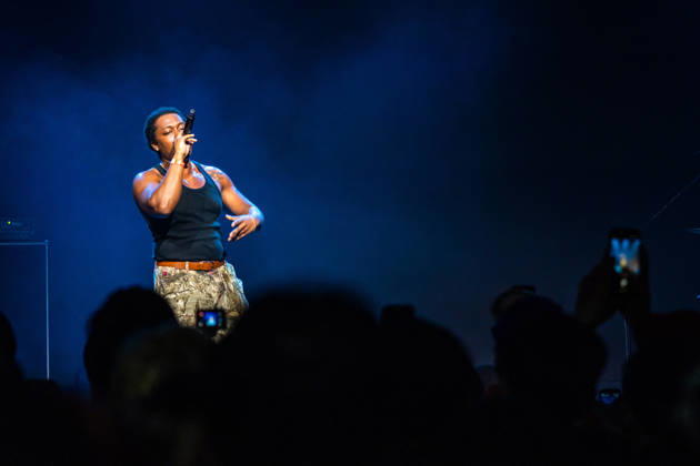 April 22, 2026, Shanghai, Shanghai, China: MCKINLEY DIXON performs live at Modern Sky Lab during his Magic, Alive! China tour, in Shanghai, China, on April 22, 2026. Shanghai China  - ZUMAa290 20260422_zep_a290_012 Copyright: xAndreaxAimarx