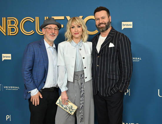 NBC Universal FYC Event Jeff Astrof, Jenn Lyon and Taran Killam arriving to the NBC Universal FYC Event at Avra Beverly Hills on April 22, 2026 in Beverly Hills, CA. Beverly Hills Avra Beverly Hills California USA Copyright: xLISAxOConnor AFF-USA.comx