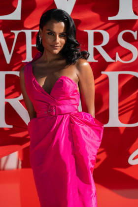 The Devil Wears Prada 2 European Premiere - Arrivals Simone Ashley attends The Devil Wears Prada 2 European Premiere inside Leicester Square on April 22, 2026 in London, England, Credit:Lounis Tiar Avalon United Kingdom, London, Leicester Square  Copyright: xLounisxTiarx xAvalonx 1093645486