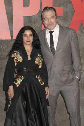 Emel Mathlouthi und Holt McCallany bei der Premiere des Netflix-Films Apex im Paris Theatre. New York, 22.04.2026