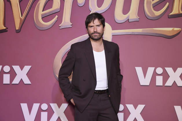 Los Encantos del Sinverguenza Red Carpet Juan Felipe Samper attends the red carpet for ˜Los Encantos del Sinverguenza™ tv series at Videocine. on April 22, 2026 in Mexico City, Mexico. (Photo by Yamak Perea Eyepix Group) Copyright: xYamakxPerea xEyepixxGroupx YP_22042026_181464