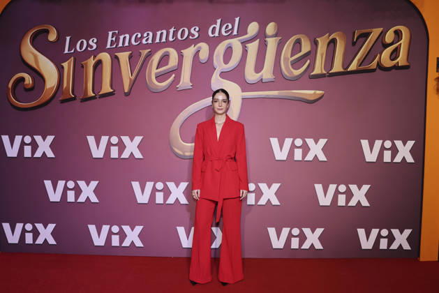 Los Encantos del Sinverguenza Red Carpet Elena Medina attends the red carpet for ˜Los Encantos del Sinverguenza™ tv series at Videocine. on April 22, 2026 in Mexico City, Mexico. (Photo by Yamak Perea Eyepix Group) Copyright: xYamakxPerea xEyepixxGroupx YP_22042026_181412