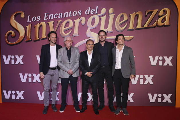 Los Encantos del Sinverguenza Red Carpet Juan Jose Cardona and Manolo Cardona attend the red carpet for ˜Los Encantos del Sinverguenza™ tv series at Videocine. on April 22, 2026 in Mexico City, Mexico. (Photo by Yamak Perea Eyepix Group) Copyright: xYamakxPerea xEyepixxGroupx YP_22042026_181427